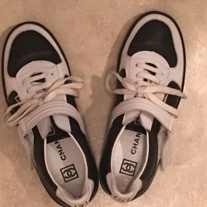 Chanel Sneakers Black & White Size 8